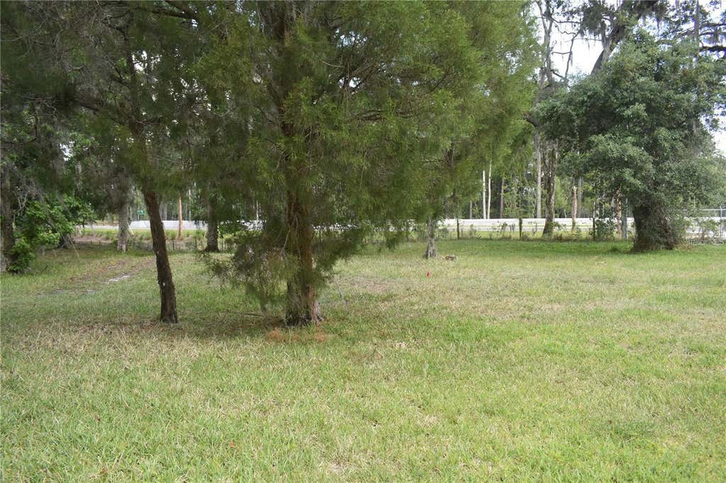 Photo of 60 Lexington Circle, Wildwood, FL 34785 (MLS # G5115938)