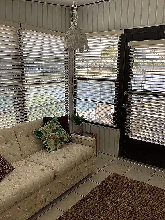 VENICE ISLE - Residential