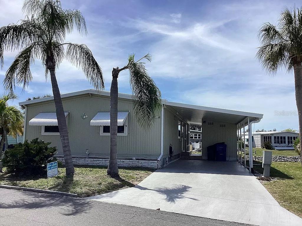 Lovely home with lovely lake view in the sought after community of Venice Isle. Well equipped and well cared for home.
Come join this active 55+ community. Two bedrooms, a nice kitchen with stainless stove/refrigerator, 1.5 baths, a lanai with a lake view, etc.
This one must be seen to be fully appreciated so come make this your new home! The community features Two clubhouses, two swimming pools, shuffle board, tennis courts, etc. Too many activities to mention and lots of friendly people. Seller will entertain all reasonable offers.