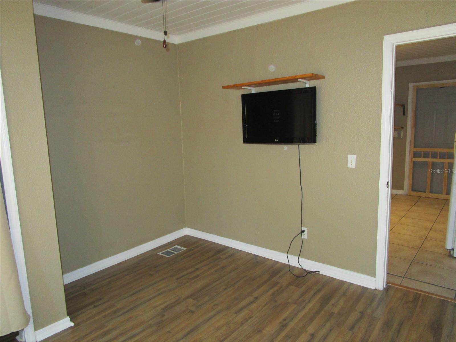 NEBRASKA HEIGHTS - Residential Lease