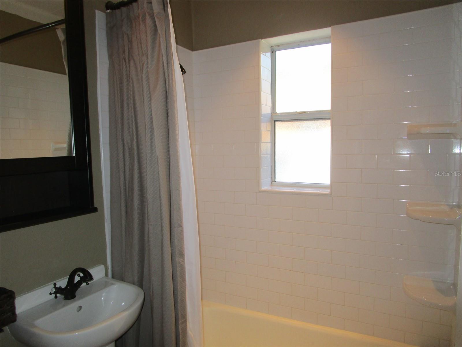 NEBRASKA HEIGHTS - Residential Lease