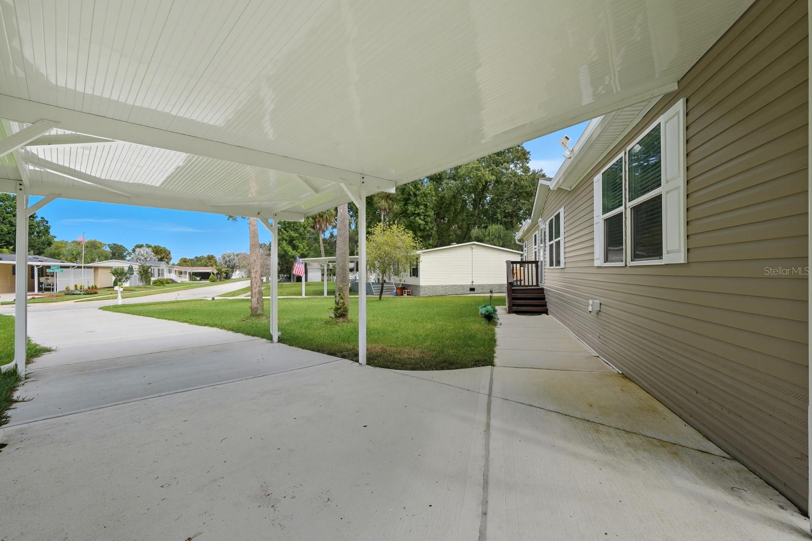 OAK BLUFF - Residential