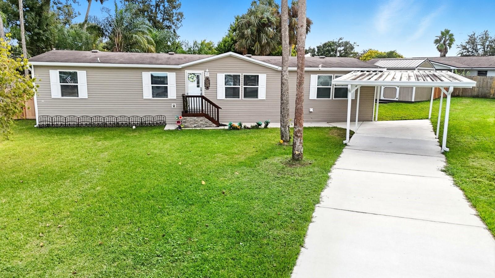 OAK BLUFF - Residential