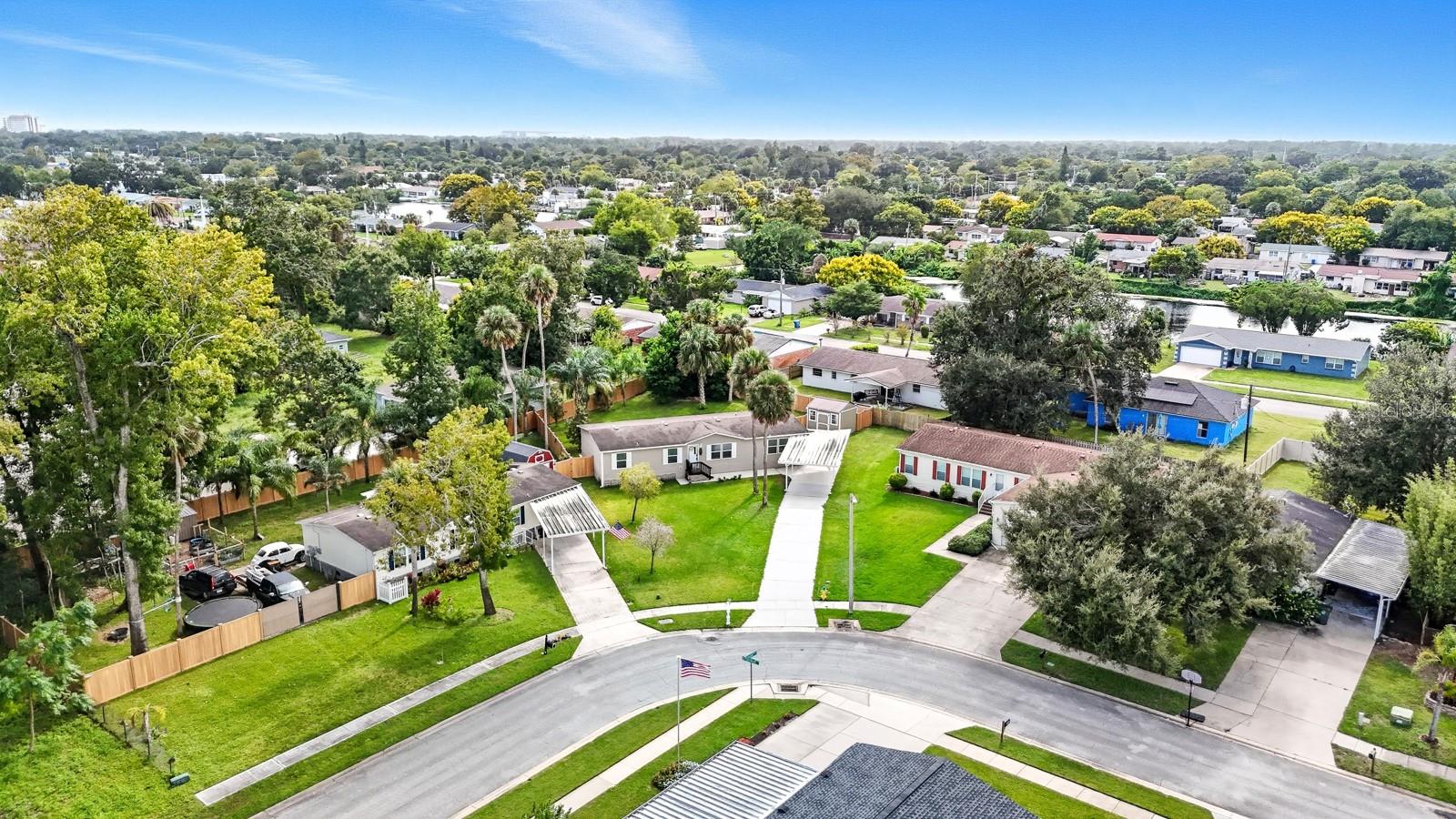OAK BLUFF - Residential