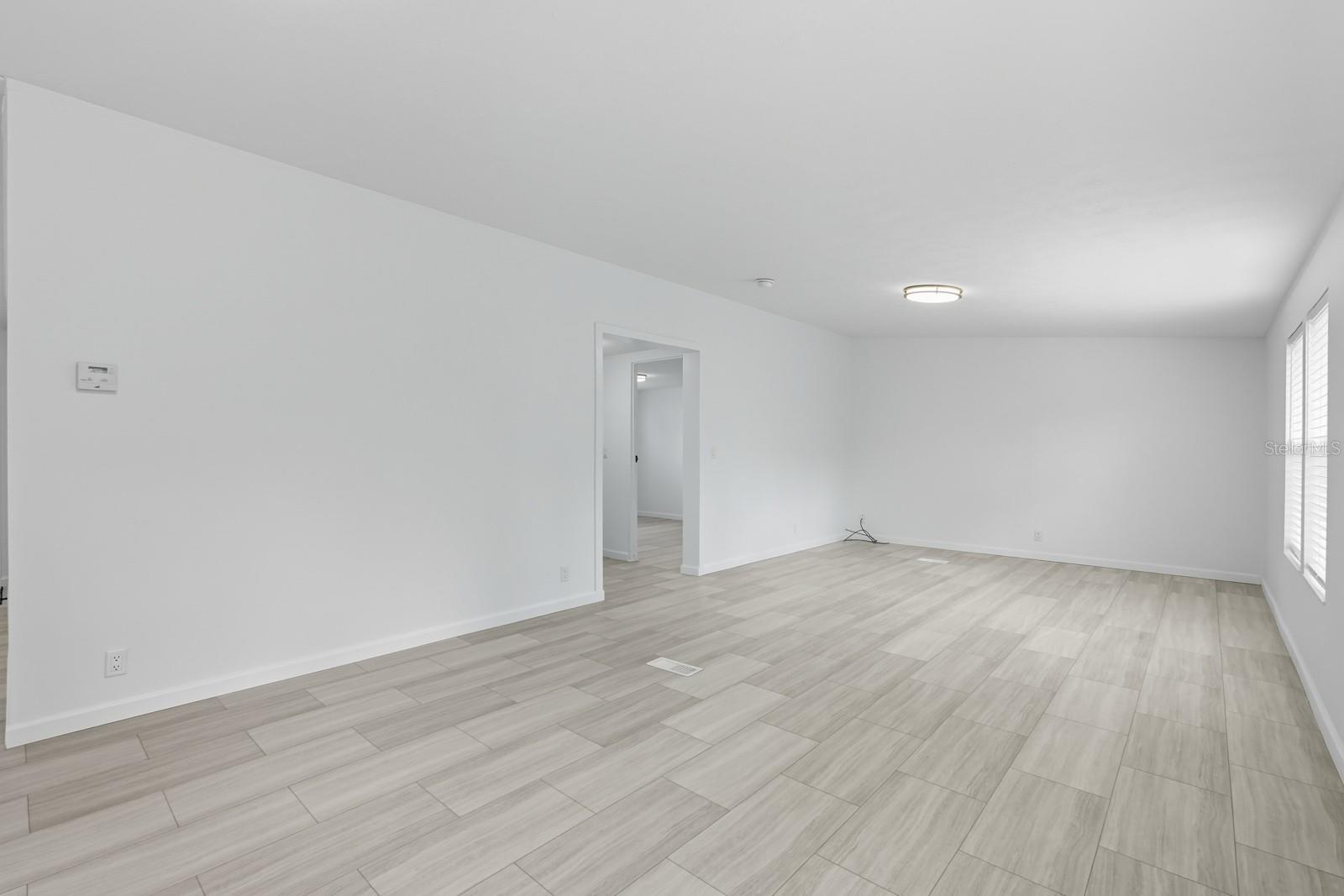 OAK BLUFF - Residential