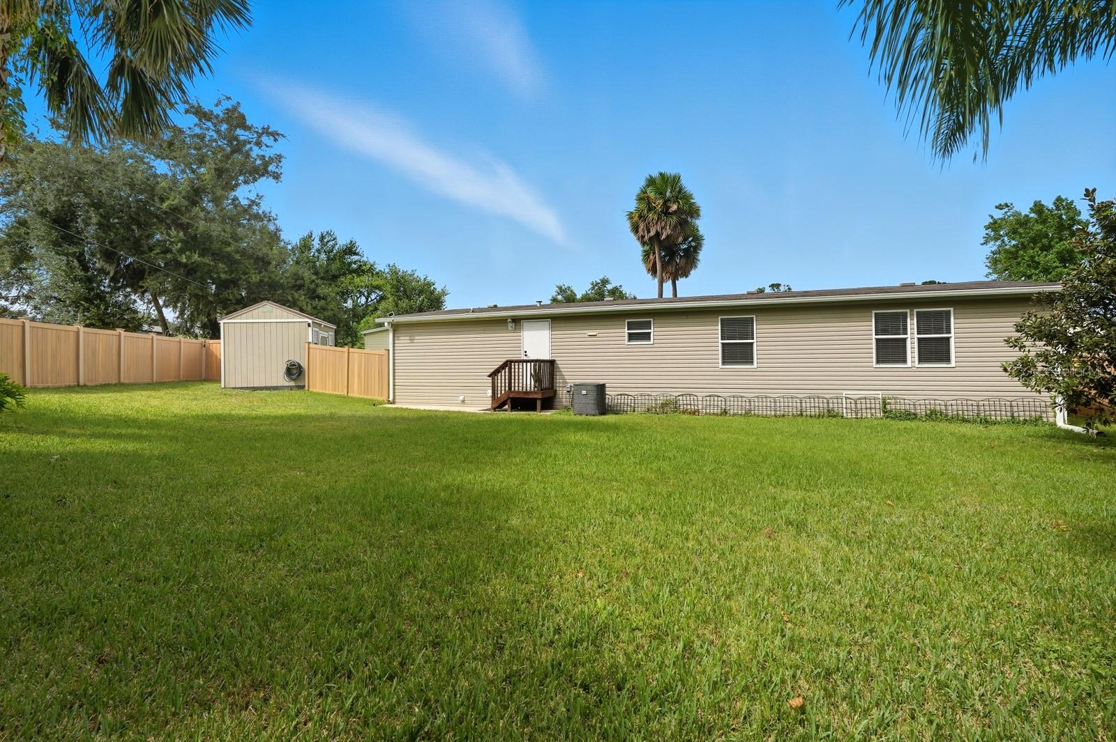 OAK BLUFF - Residential
