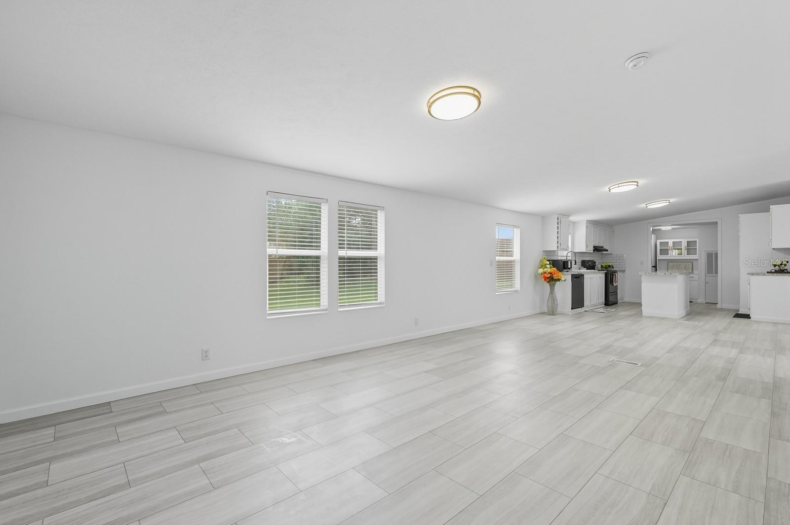 OAK BLUFF - Residential