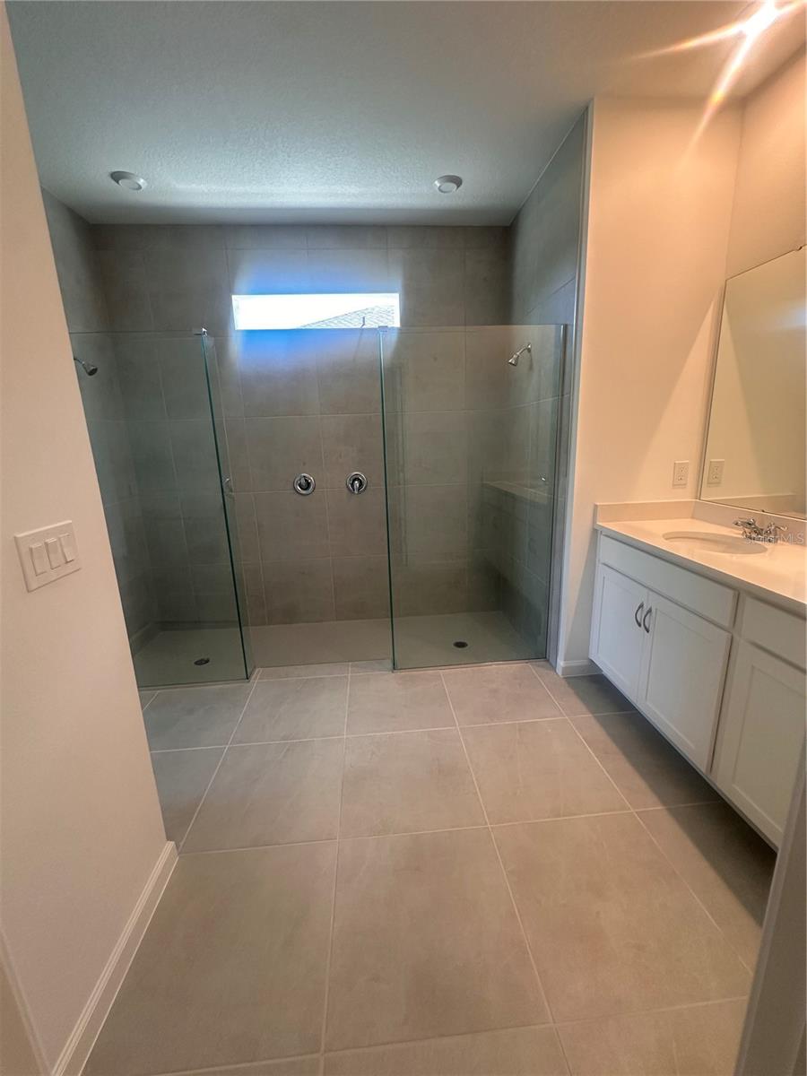 RAINWOOD - Residential