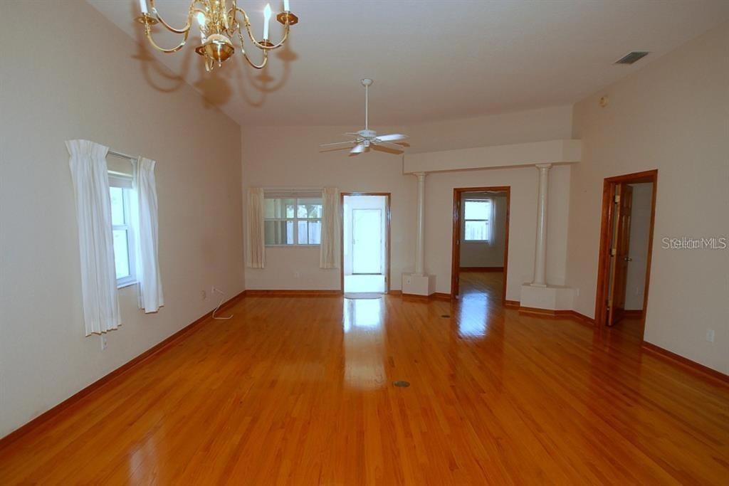 2784 ALEXANDER DRIVE