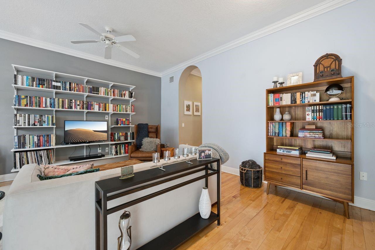 BRIERCLIFF COMMONS CONDO - Residential