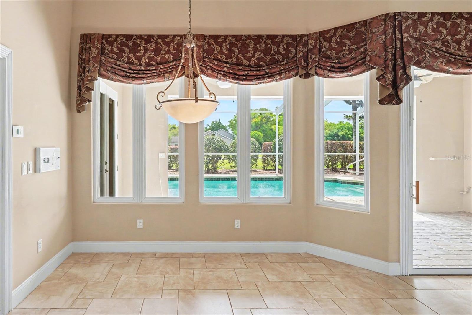 SPRUCE CREEK FLY IN - Residential