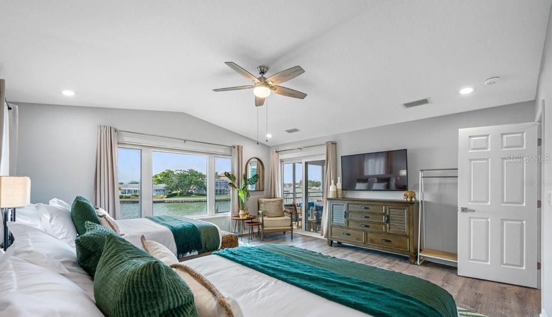 HARBOR HILLS ESTATES - Residential