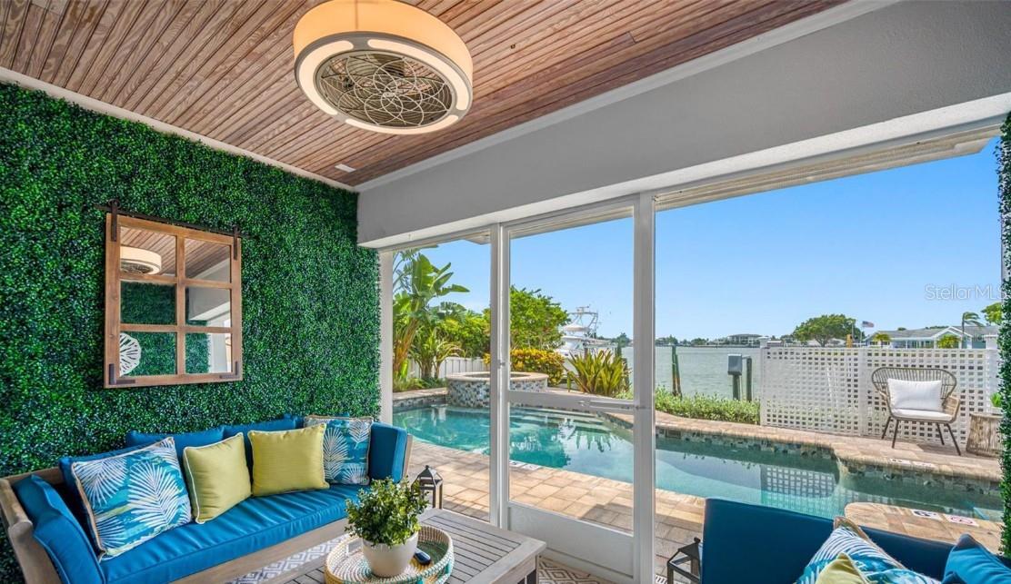 HARBOR HILLS ESTATES - Residential