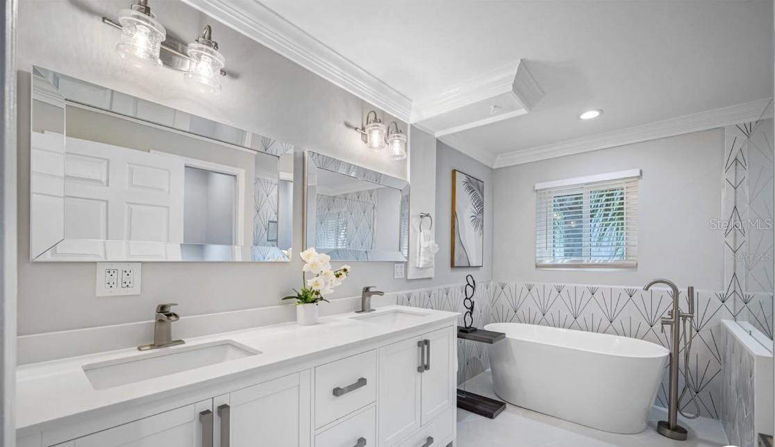 HARBOR HILLS ESTATES - Residential