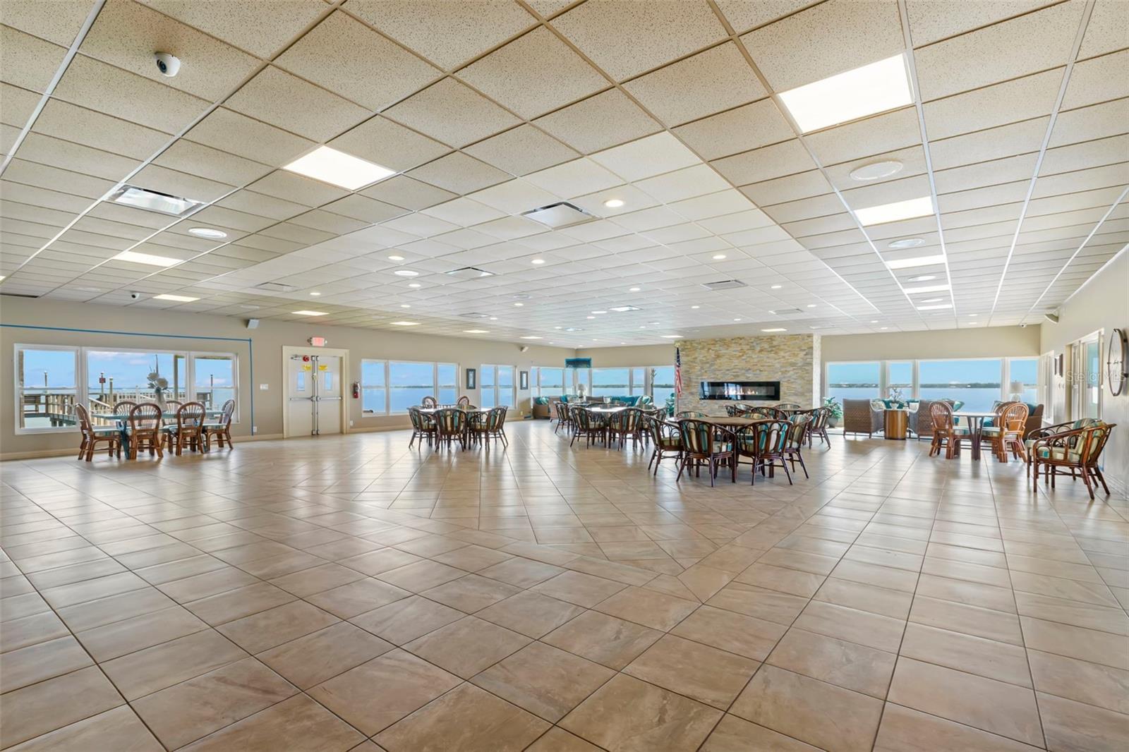 ROYAL STEWART ARMS - Residential