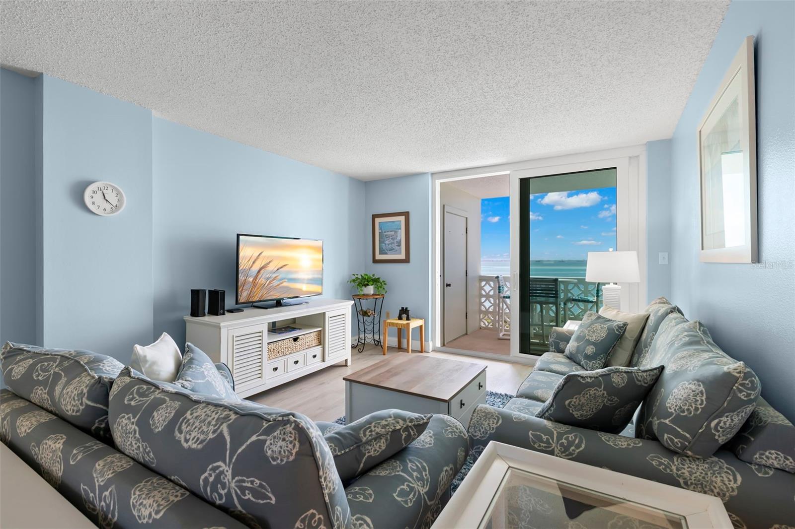 ROYAL STEWART ARMS - Residential