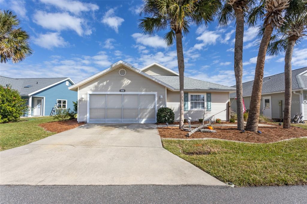 Photo of 29 Bristol Lane, Palm Coast, FL 32137 (MLS # FC313843)