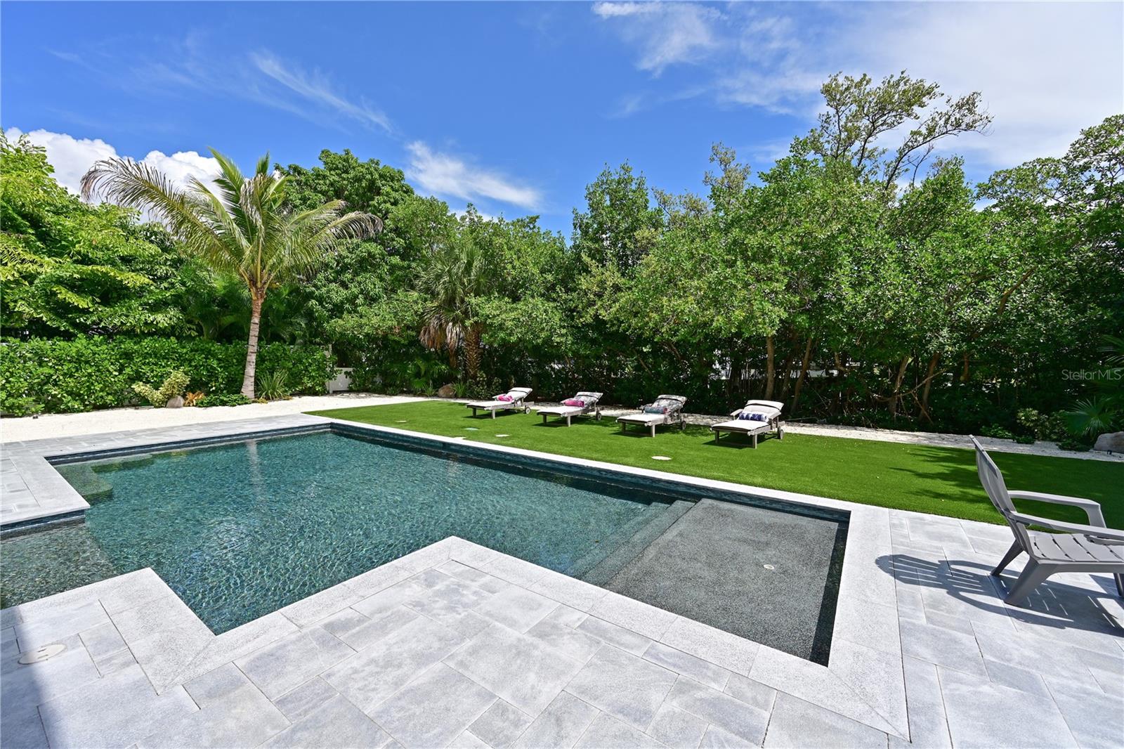 SLEEPY LAGOON PARK 2 - Residential