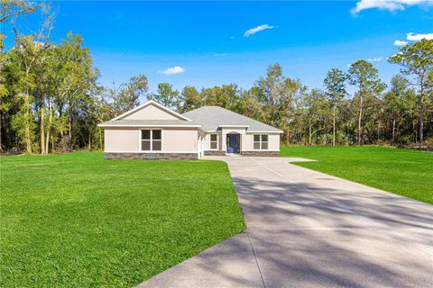 A home in DUNNELLON