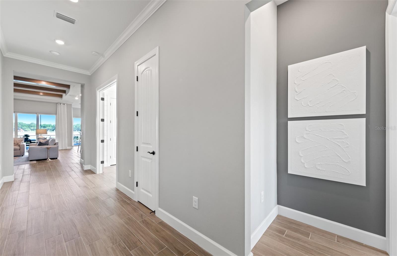 ARBOR OAKS AT THE WOODLANDS - Residential