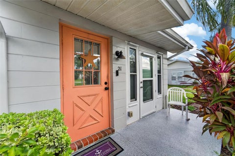 401 De Grasse Place 21, Sun City Center, FL 33573