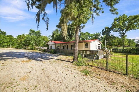 Tiny photo for 2251 SE 136th Avenue, Morriston, FL 32668 (MLS # OM726818)