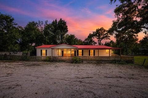 Photo of 2251 SE 136th Avenue, Morriston, FL 32668 (MLS # OM726818)