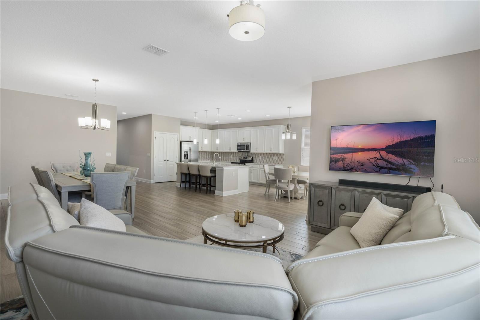 SOMERSET PARK PH 3 - Residential Lease
