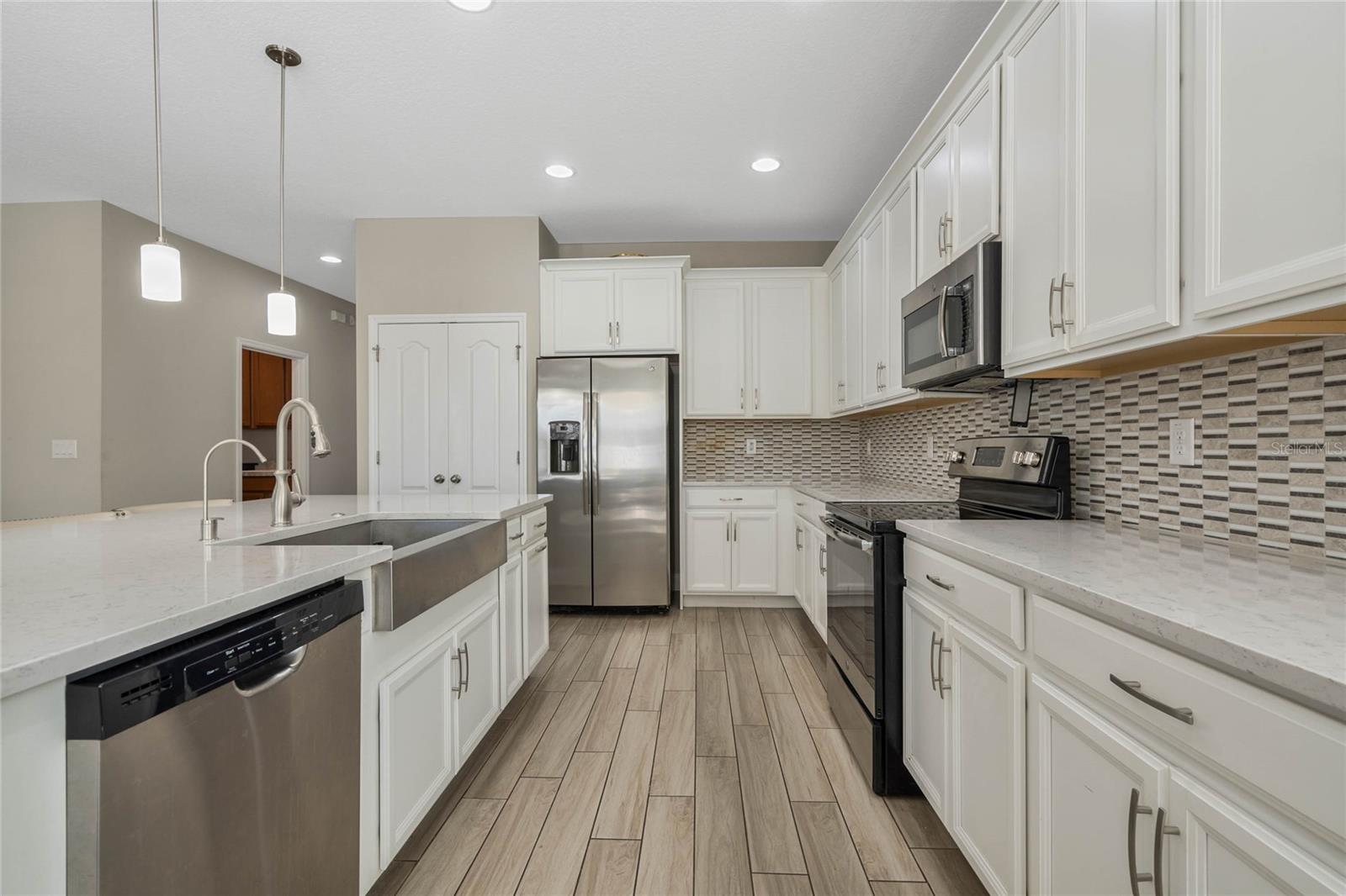 SOMERSET PARK PH 3 - Residential Lease
