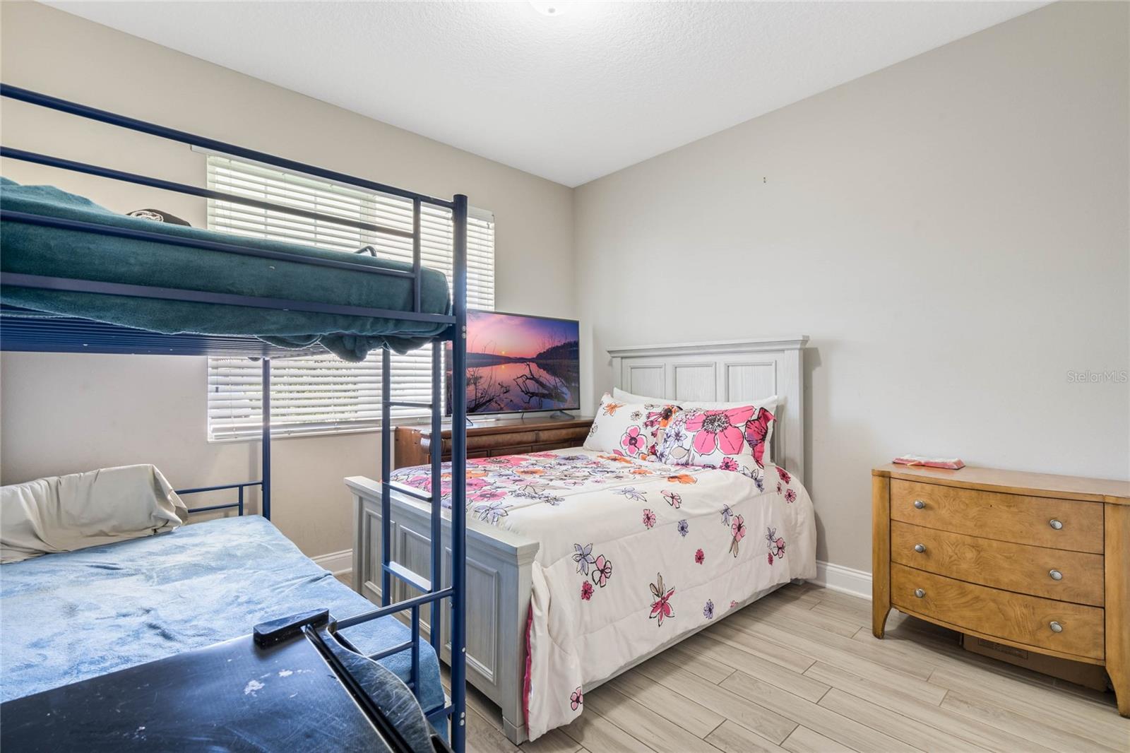 SOMERSET PARK PH 3 - Residential Lease
