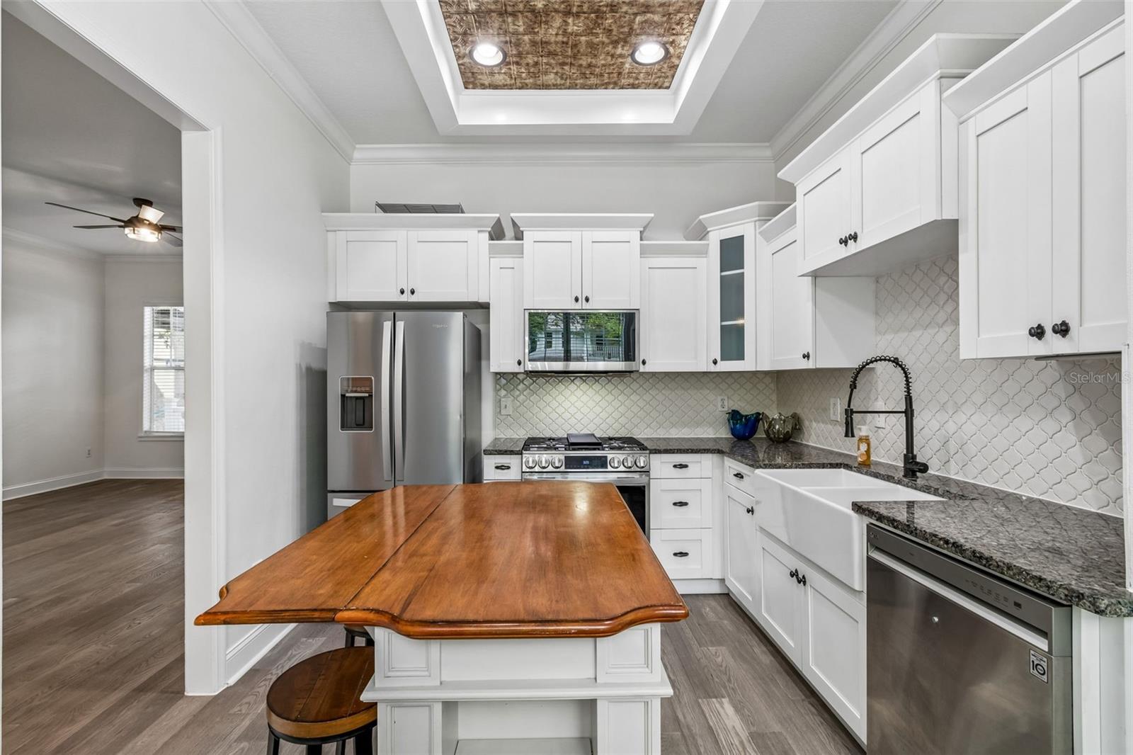 THE SOUTHPOINTE AT BAYSHORE - Residential