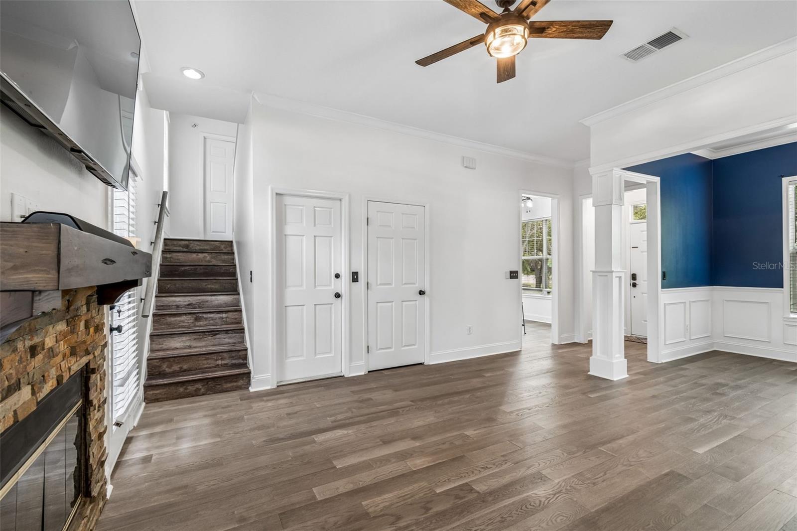 THE SOUTHPOINTE AT BAYSHORE - Residential