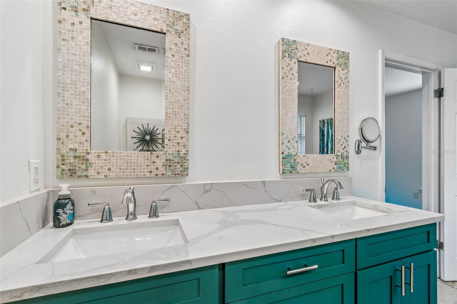 THE SOUTHPOINTE AT BAYSHORE - Residential