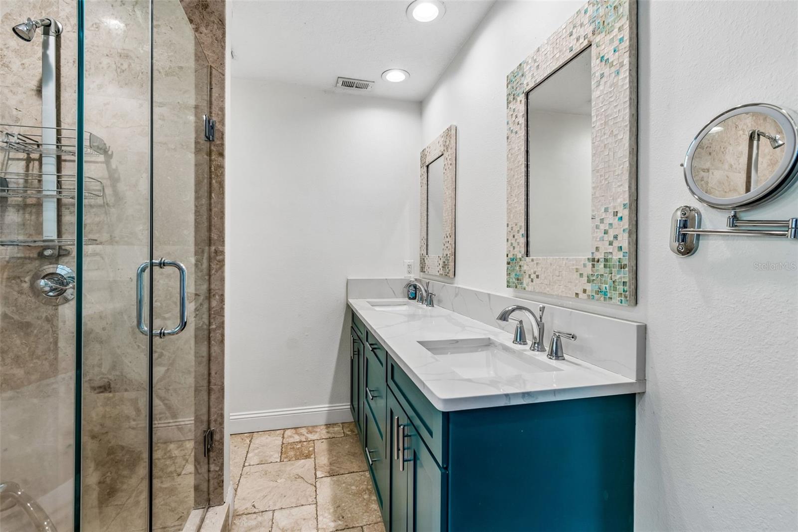 THE SOUTHPOINTE AT BAYSHORE - Residential