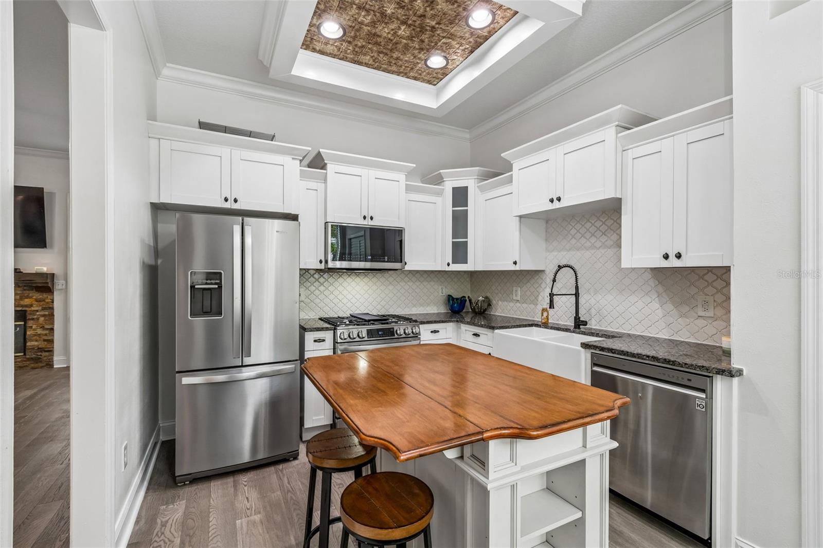 THE SOUTHPOINTE AT BAYSHORE - Residential