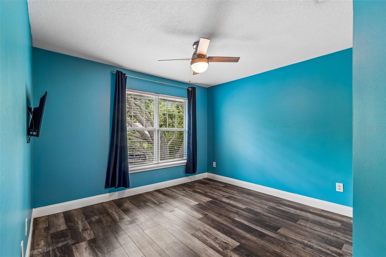 THE SOUTHPOINTE AT BAYSHORE - Residential