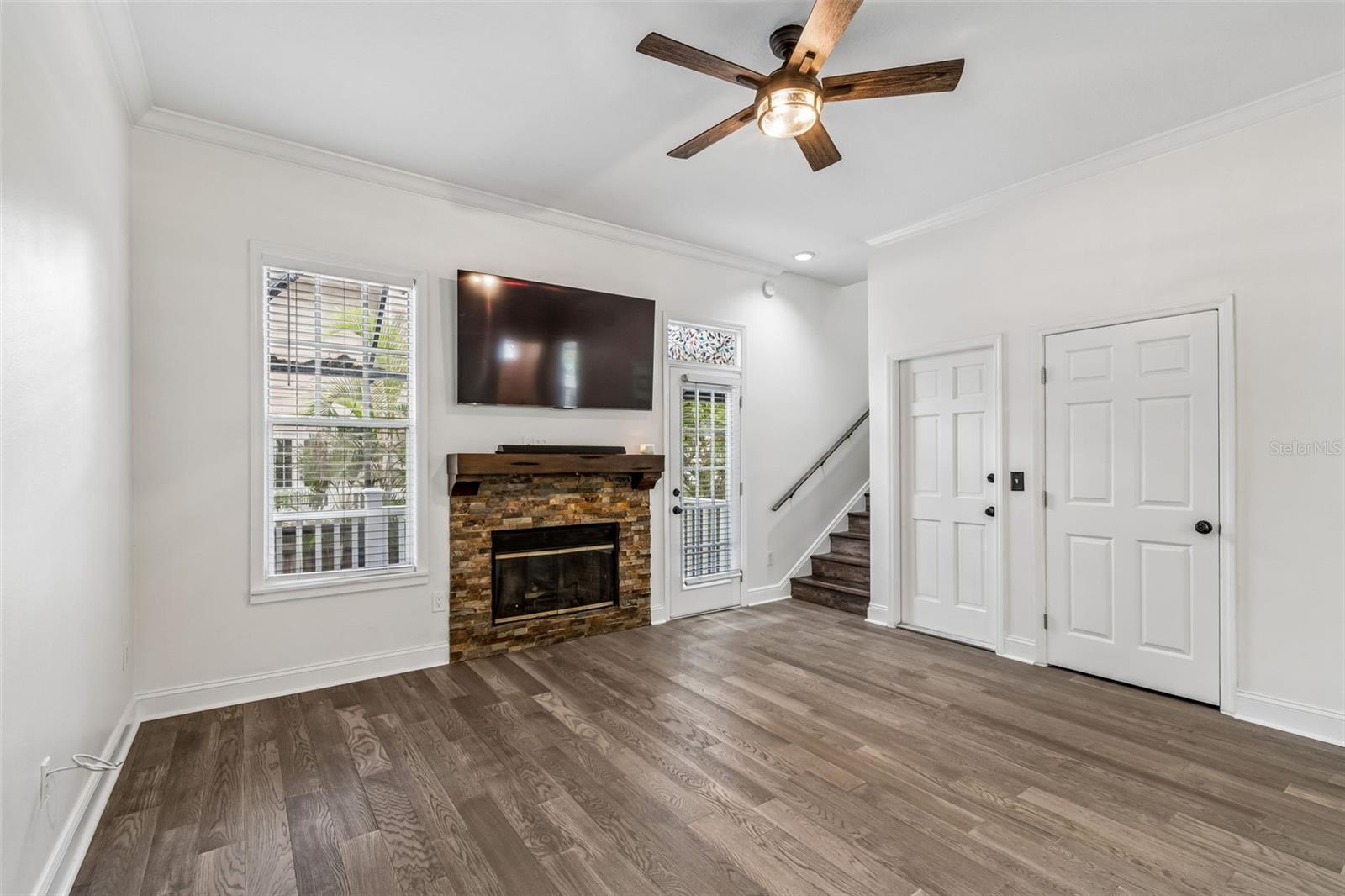 THE SOUTHPOINTE AT BAYSHORE - Residential