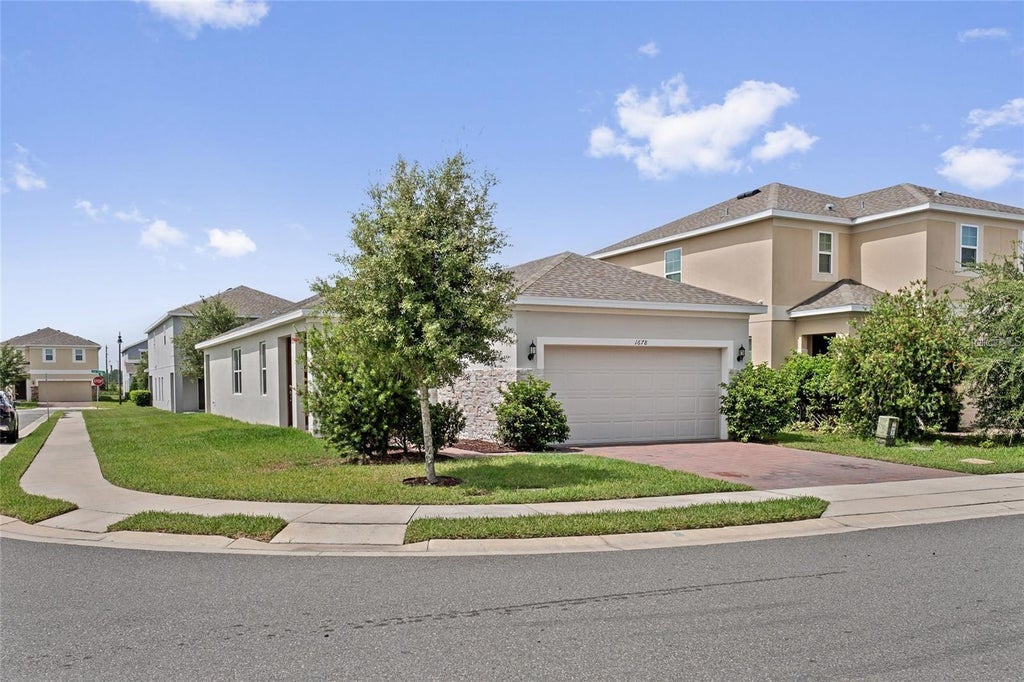 Photo of 1678 Swan Swim Drive, Davenport, FL 33837 (MLS # S5158051)