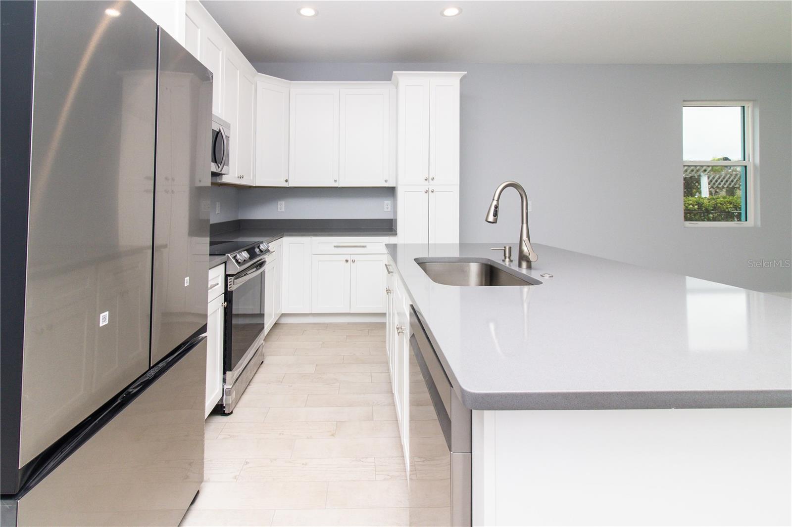 SOUTH WATERFRONT PARK - Residential