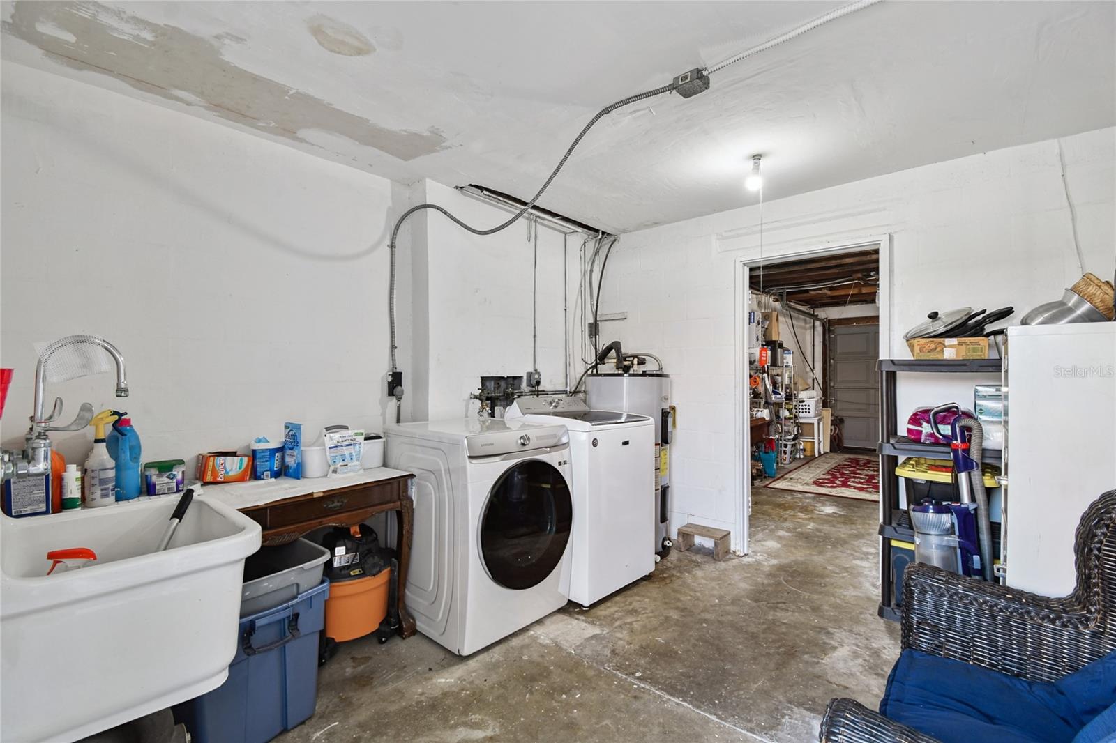 MANHATTAN MANOR REV - Residential