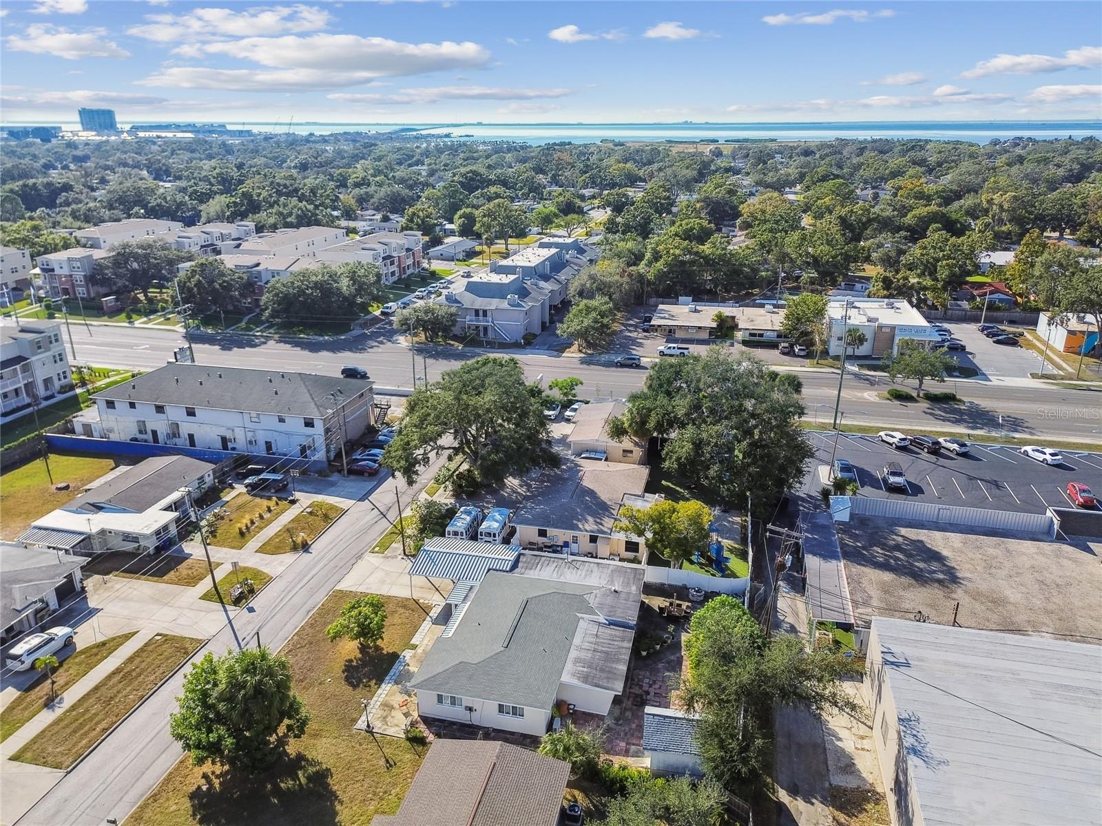 MANHATTAN MANOR REV - Residential