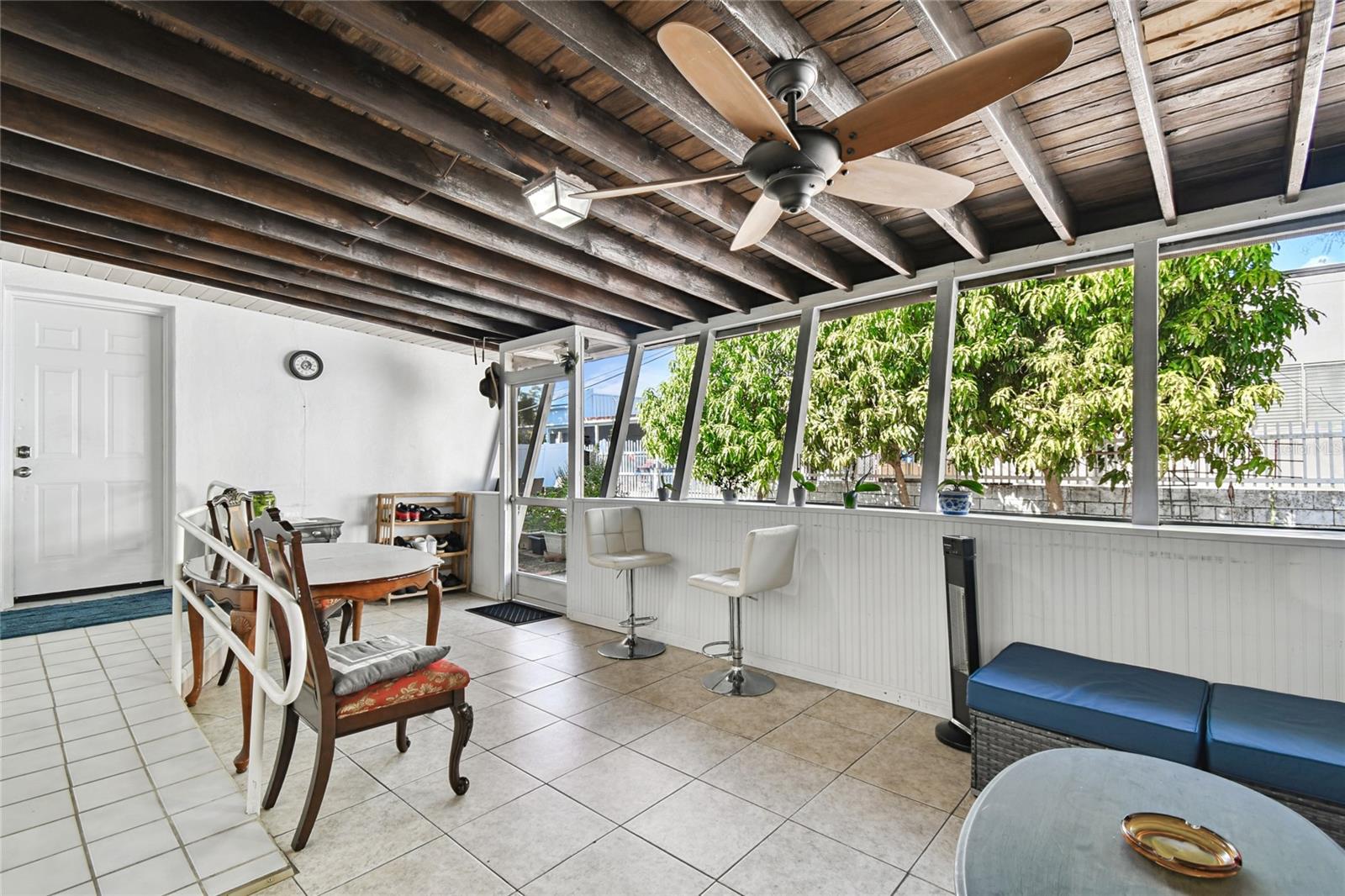 MANHATTAN MANOR REV - Residential