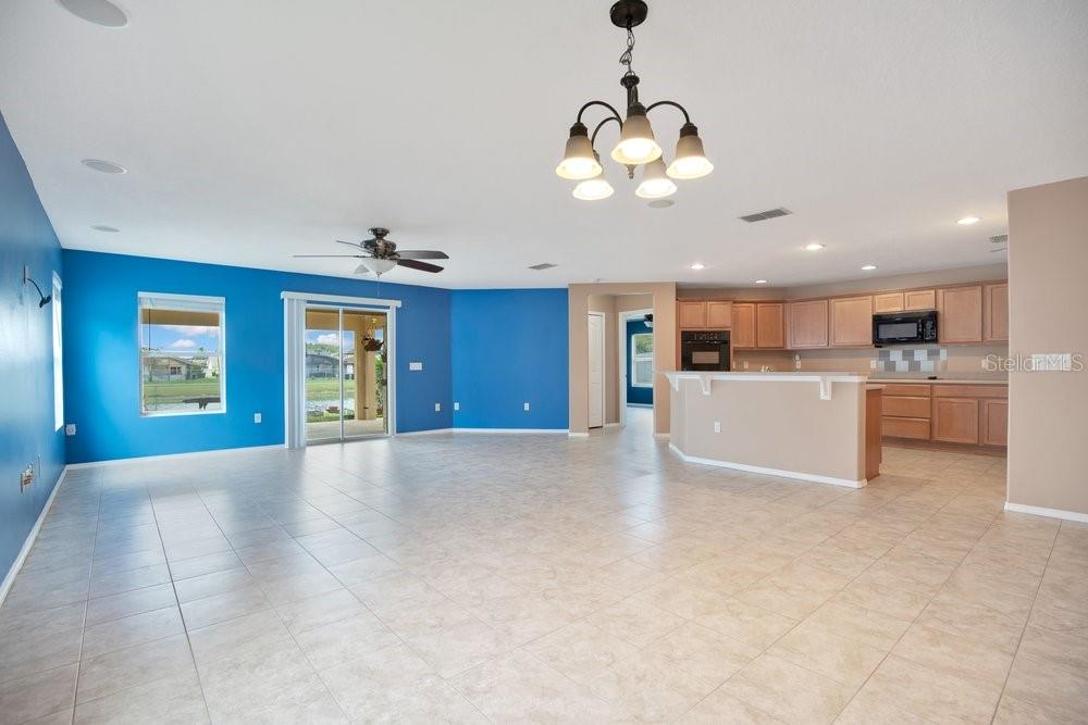 2319 PLANTATION OAK DRIVE
