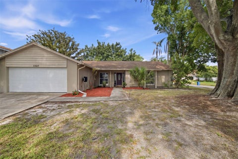 Photo of 7327 Sunshine Circle, Tampa, FL 33634 (MLS # TB8509906)