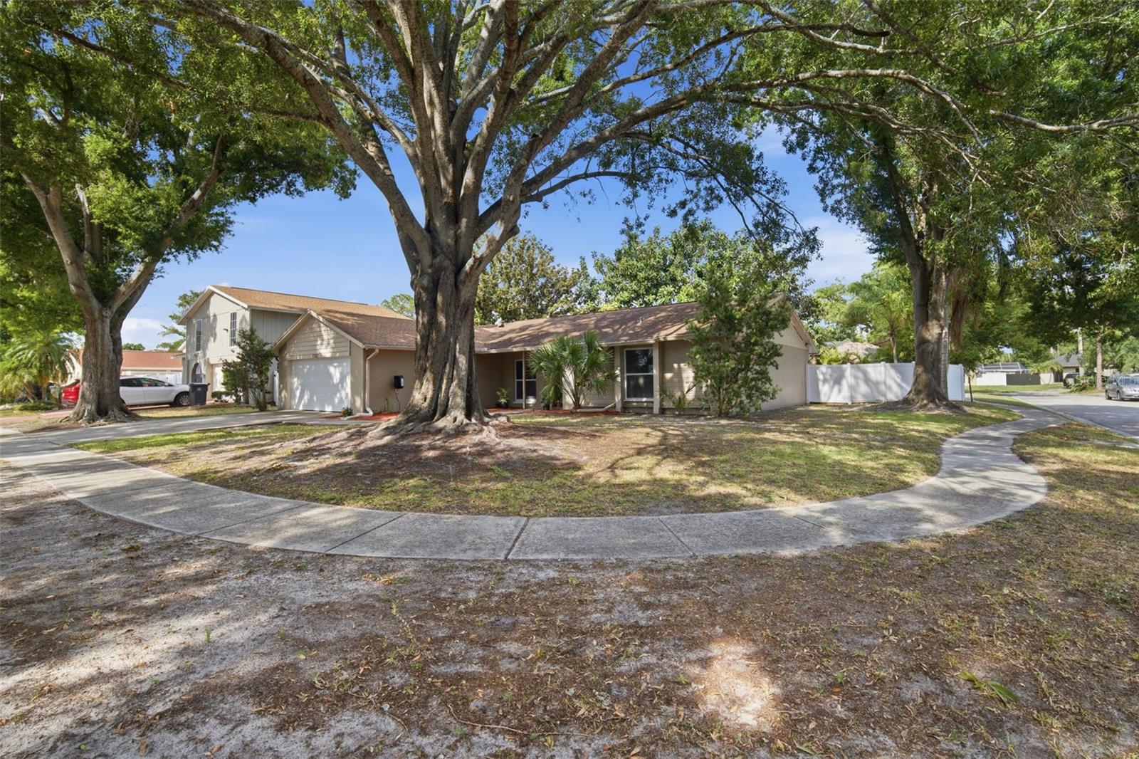 7327 SUNSHINE CIRCLE