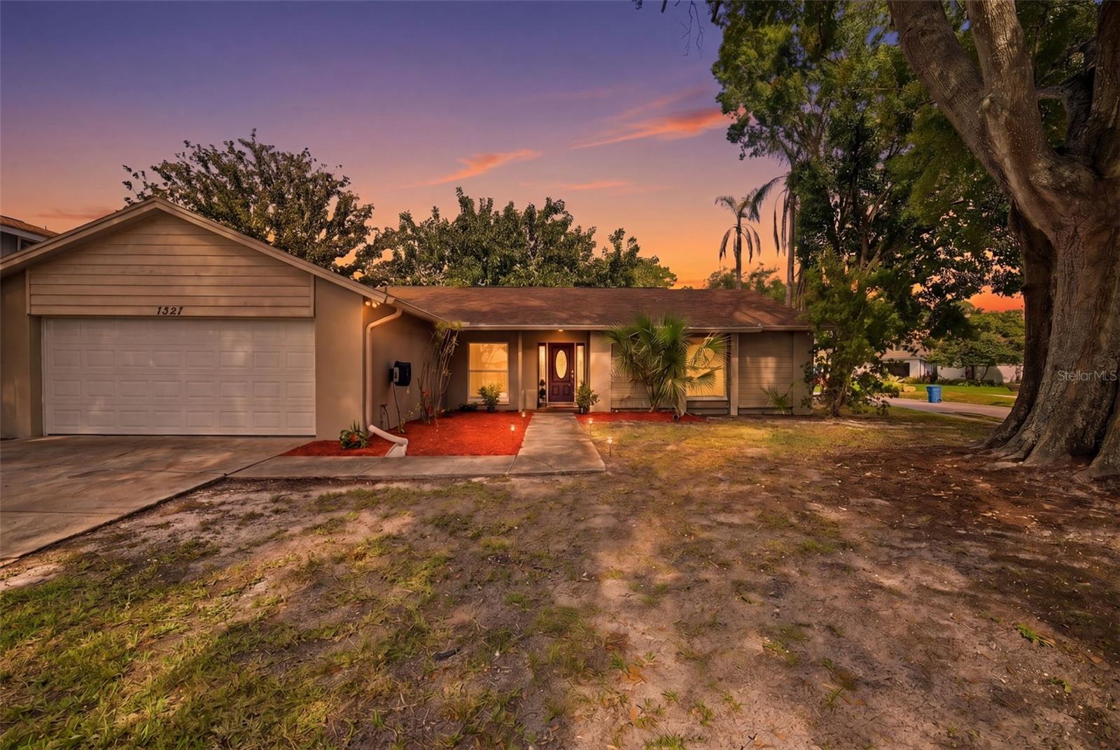 7327 SUNSHINE CIRCLE