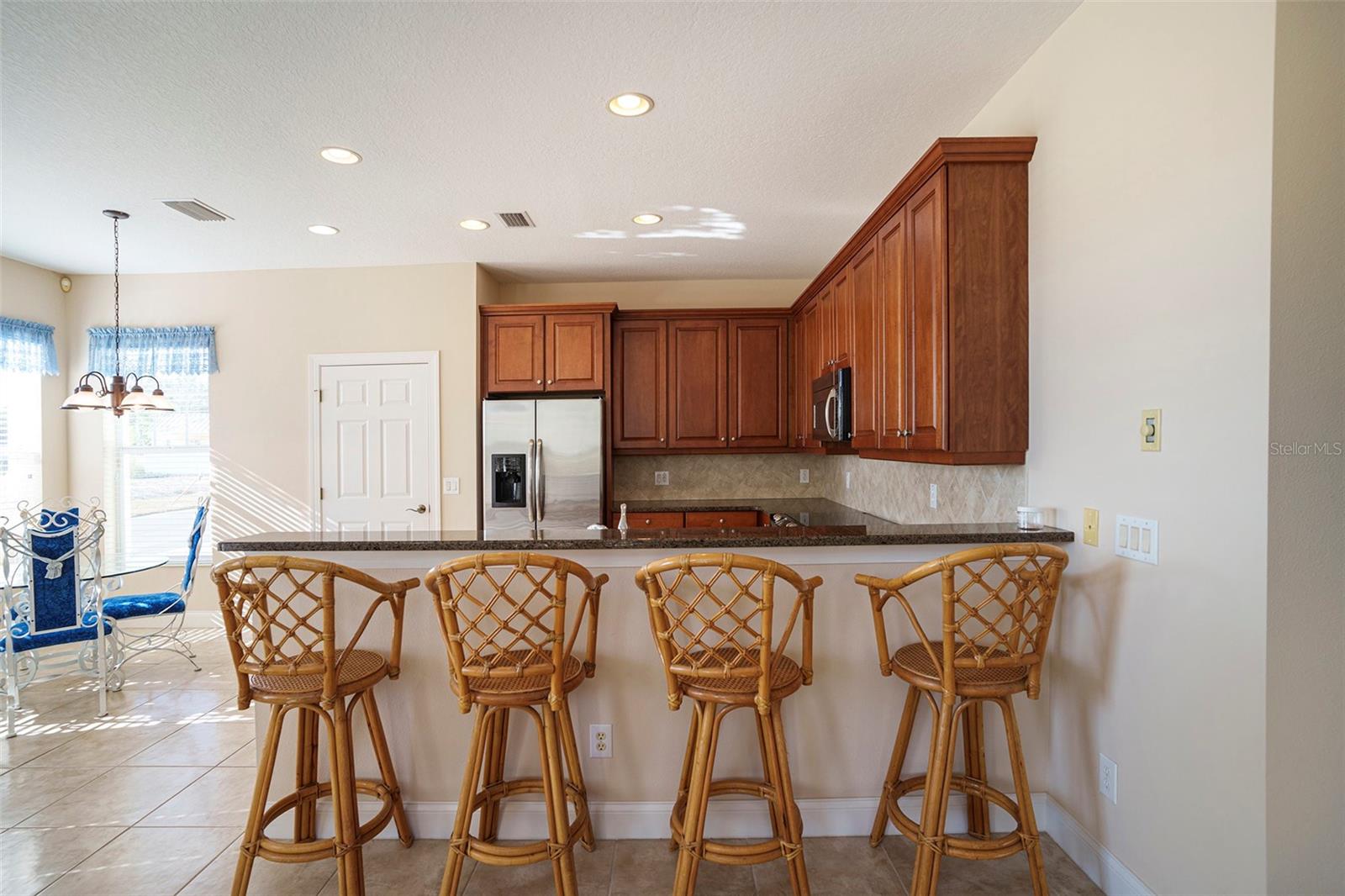 TOWNHOMES AT COMPASS POINTE - Residential