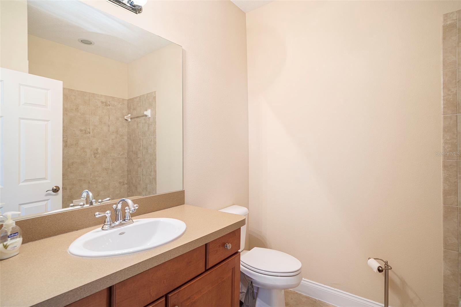 TOWNHOMES AT COMPASS POINTE - Residential