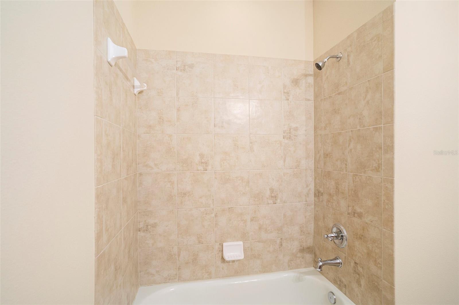 TOWNHOMES AT COMPASS POINTE - Residential