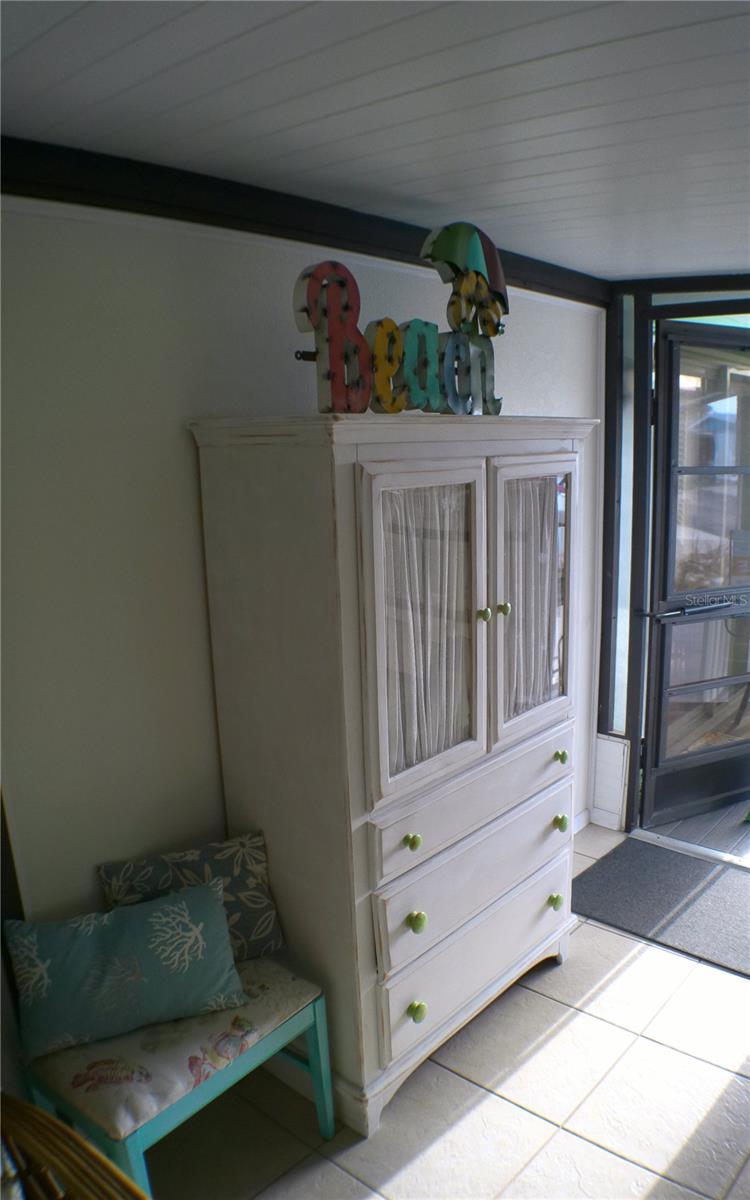 HOLIDAY TRAVEL PARK ENGLEWOOD - Residential